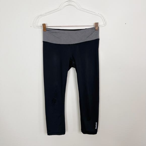 Reebok Womens Small S Black Gray Jacquard Mesh Inset Capri Leggings Workout - Picture 1 of 8